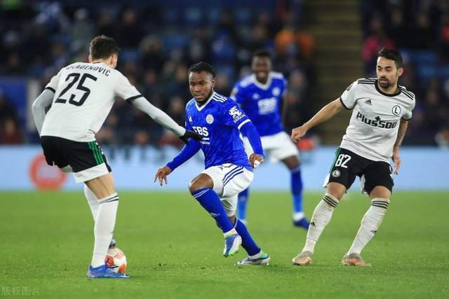 上海市足协贺电海港：上海职业足球首个双冠王