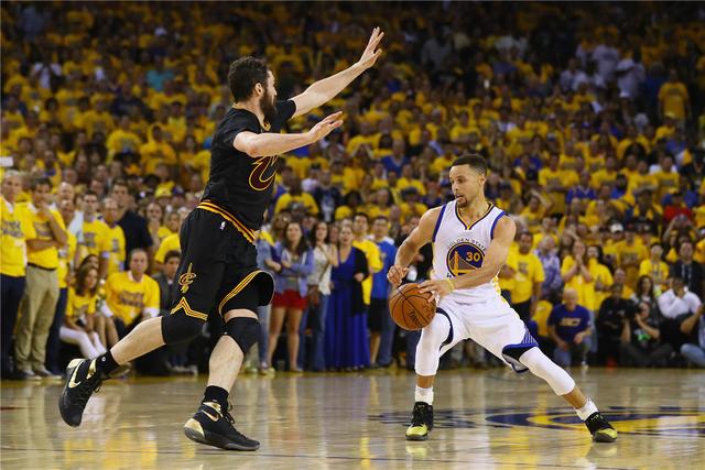 阿不都20+17新疆三人20+大胜广州 总比分2-0